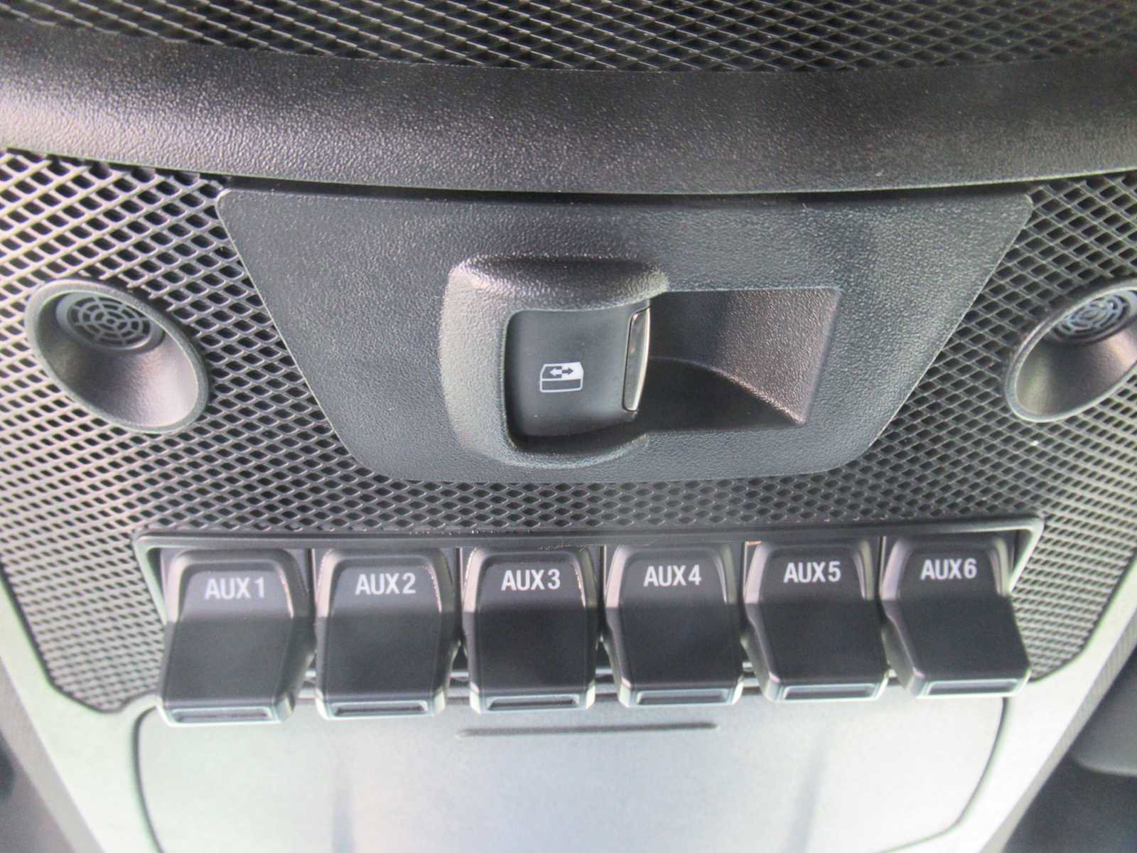 Used 2018 Ford F150 Raptor w/ Equipment Group 802A Luxury image 42