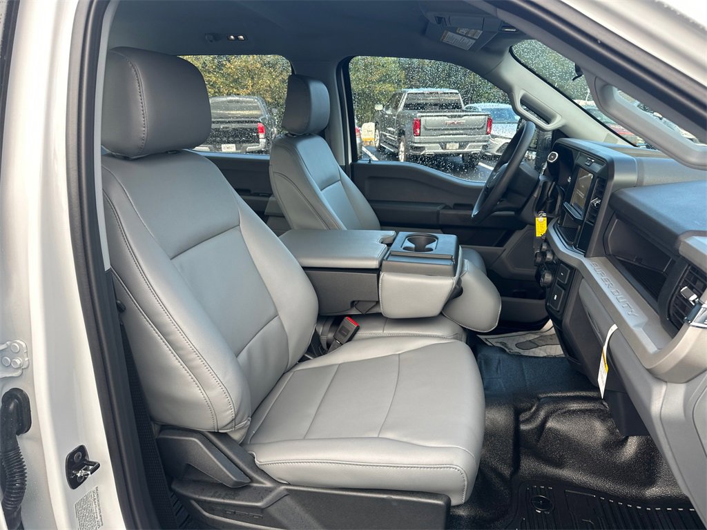 New 2026 Ford F450 XL w/ 360-Degree Camera Package image 13