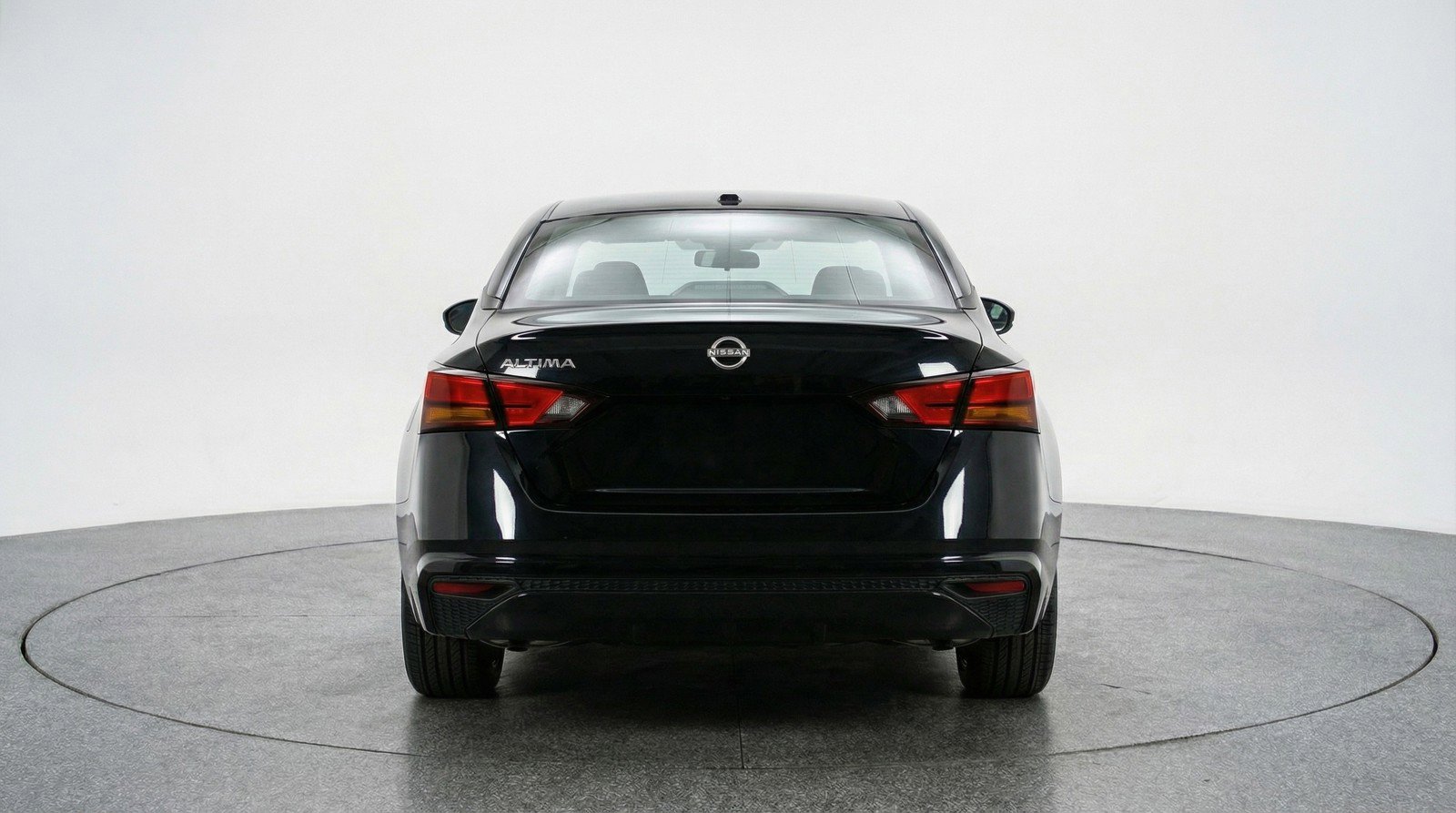 Used 2025 Nissan Altima 2.5 SV image 7