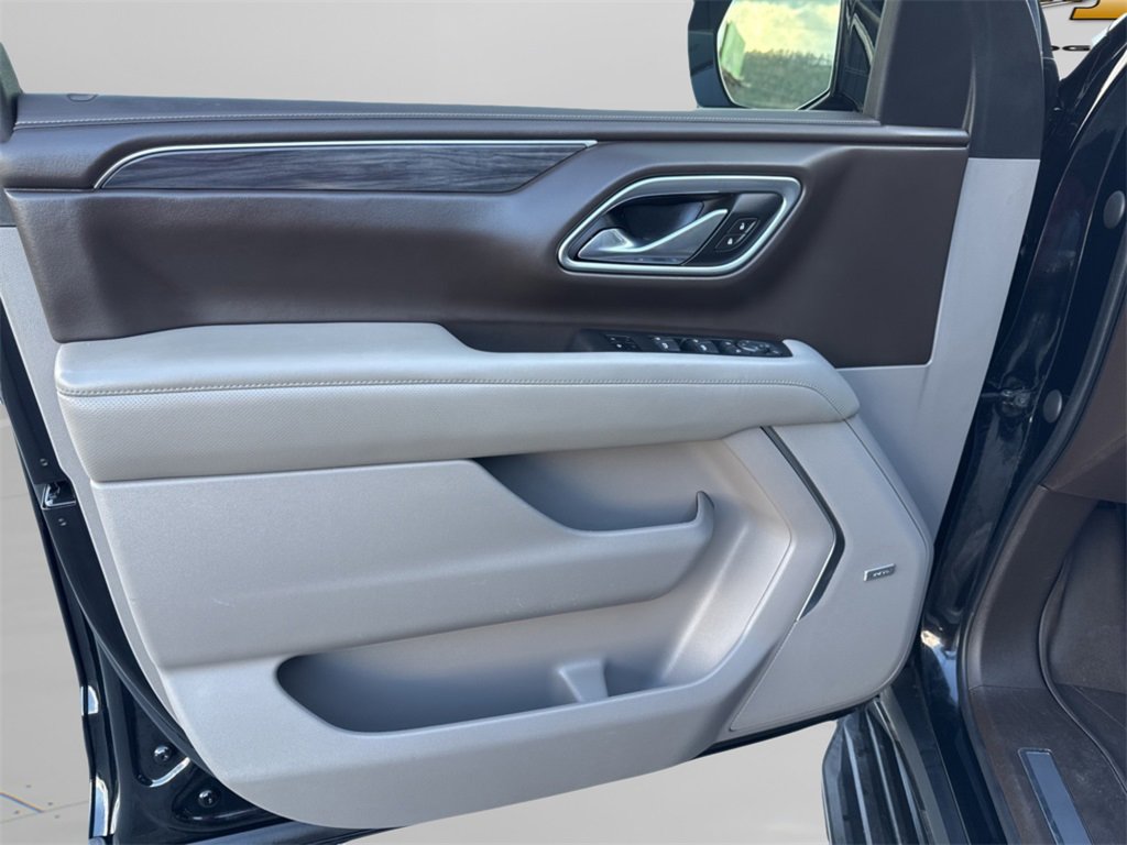 Used 2021 GMC Yukon SLT w/ SLT Luxury Plus Package image 23