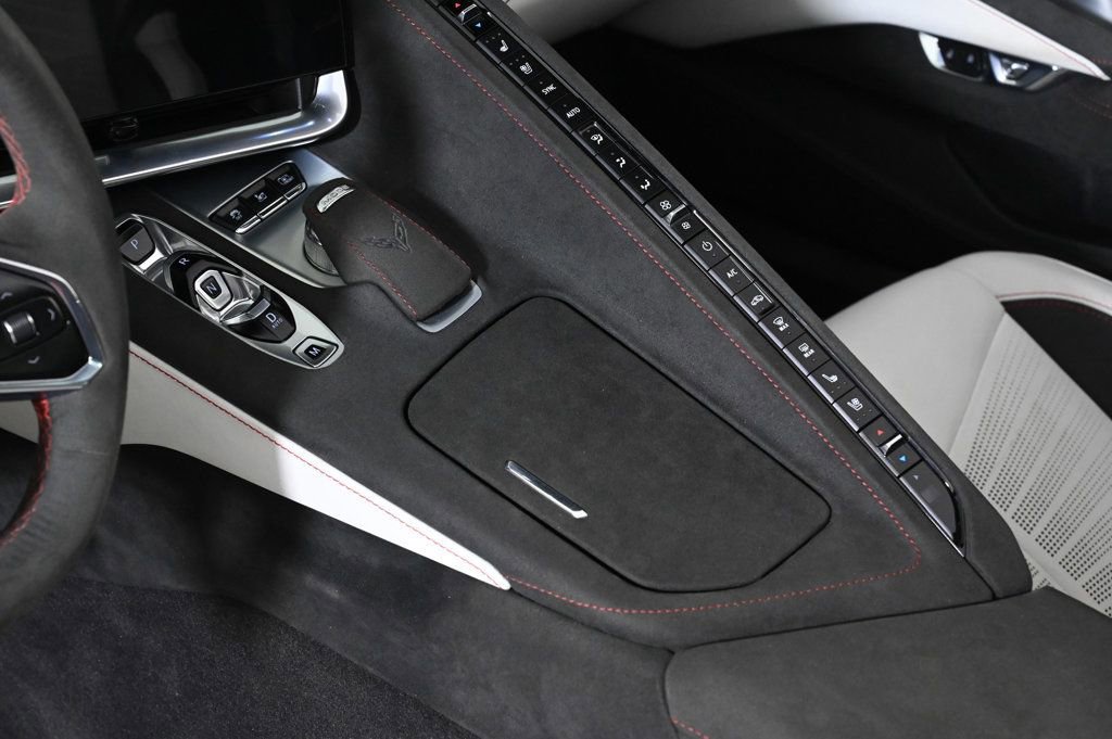 Used 2023 Chevrolet Corvette Stingray Premium Cpe image 14