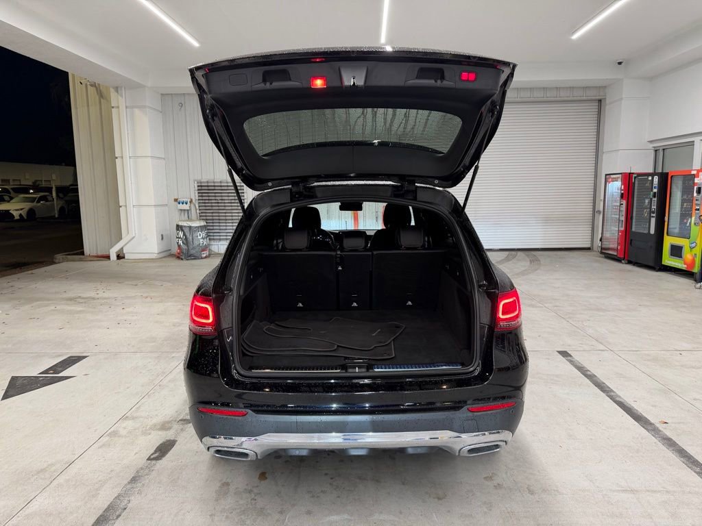 Used 2022 Mercedes-Benz GLC 300 4MATIC image 36