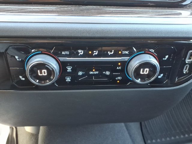 Used 2023 Chevrolet Silverado 1500 LT AWD/4WD image 22