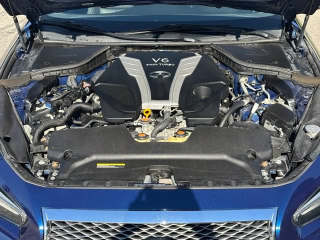 Used 2017 INFINITI Q50 Red Sport 400 AWD/4WD image 11