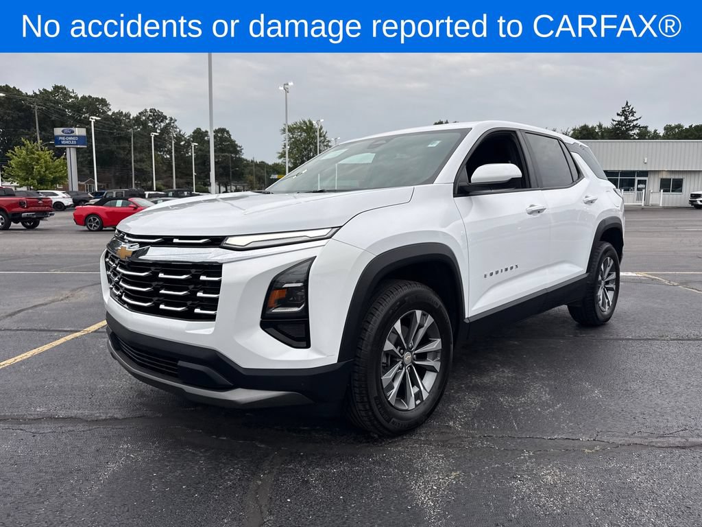 Used 2026 Chevrolet Equinox LT AWD/4WD image 2
