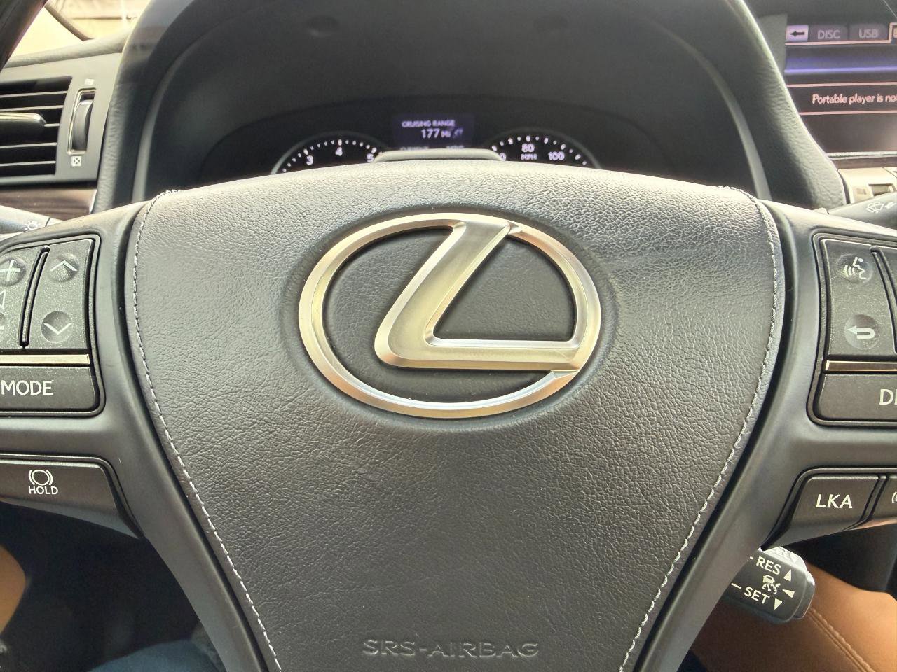 Used 2013 Lexus LS 460 L w/ Ultra Luxury Pkg image 33