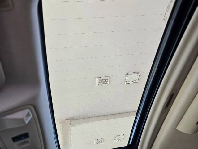 Used 2017 Cadillac Escalade Luxury image 27