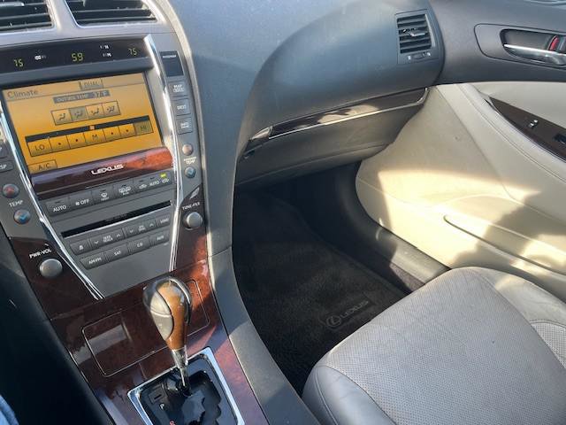 Used 2012 Lexus ES 350 image 6