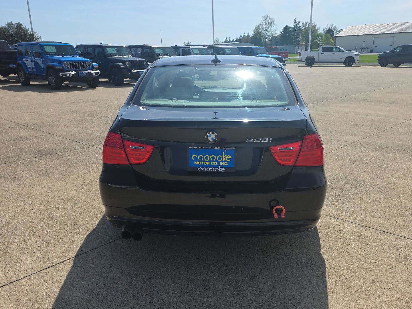 Used 2011 BMW 328i xDrive Sedan image 8