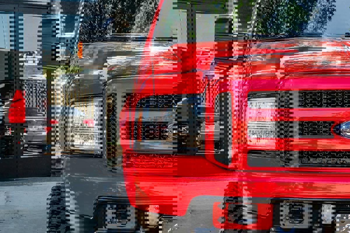 Used 2004 Ford Excursion Eddie Bauer image 39