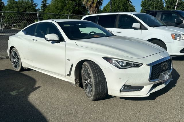 Used 2018 INFINITI Q60 3.0t Luxe w/ Sensory Package 3.0T Luxe AWD/4WD image 2