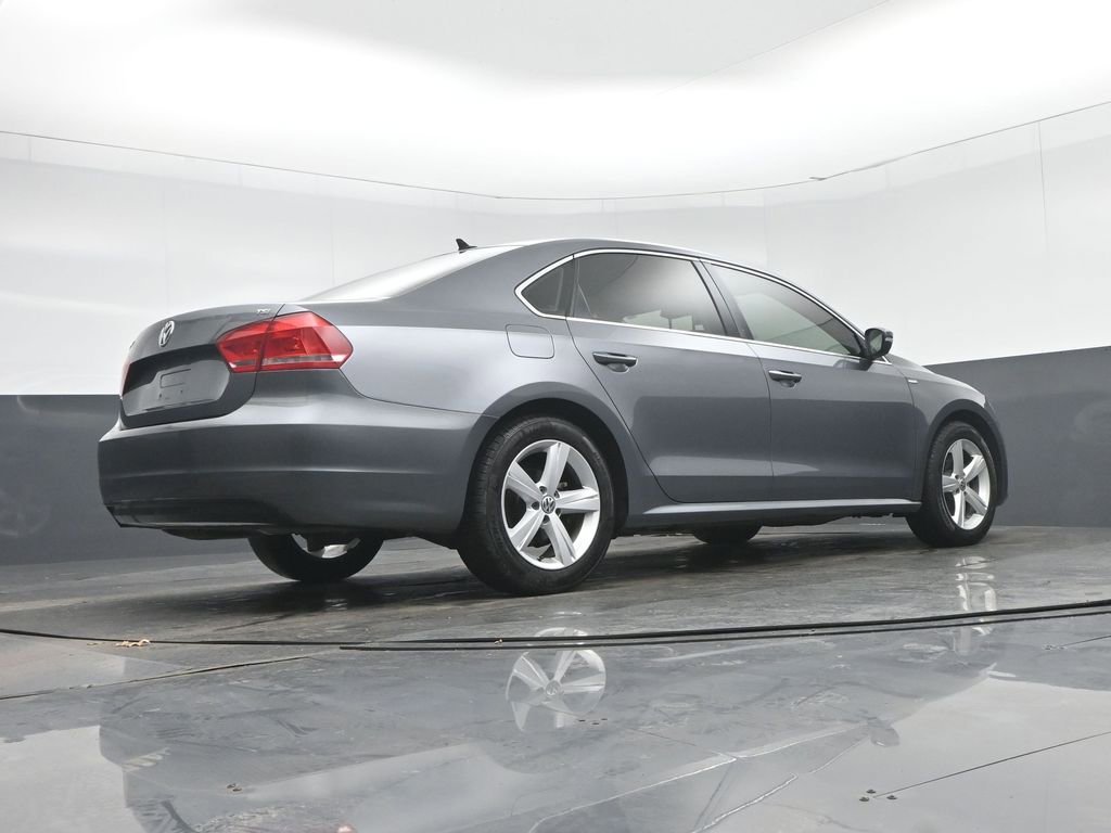 Used 2014 Volkswagen Passat 1.8T Wolfsburg Edition image 51