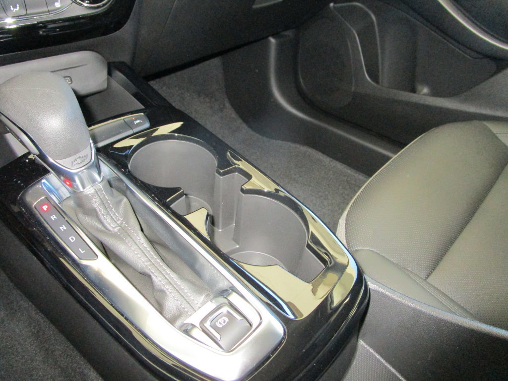 Used 2025 Chevrolet Trax ACTIV FWD image 34