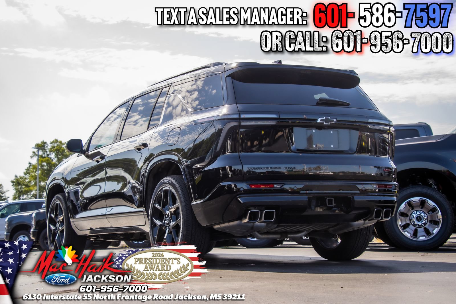 Used 2025 Chevrolet Traverse RS AWD/4WD image 3