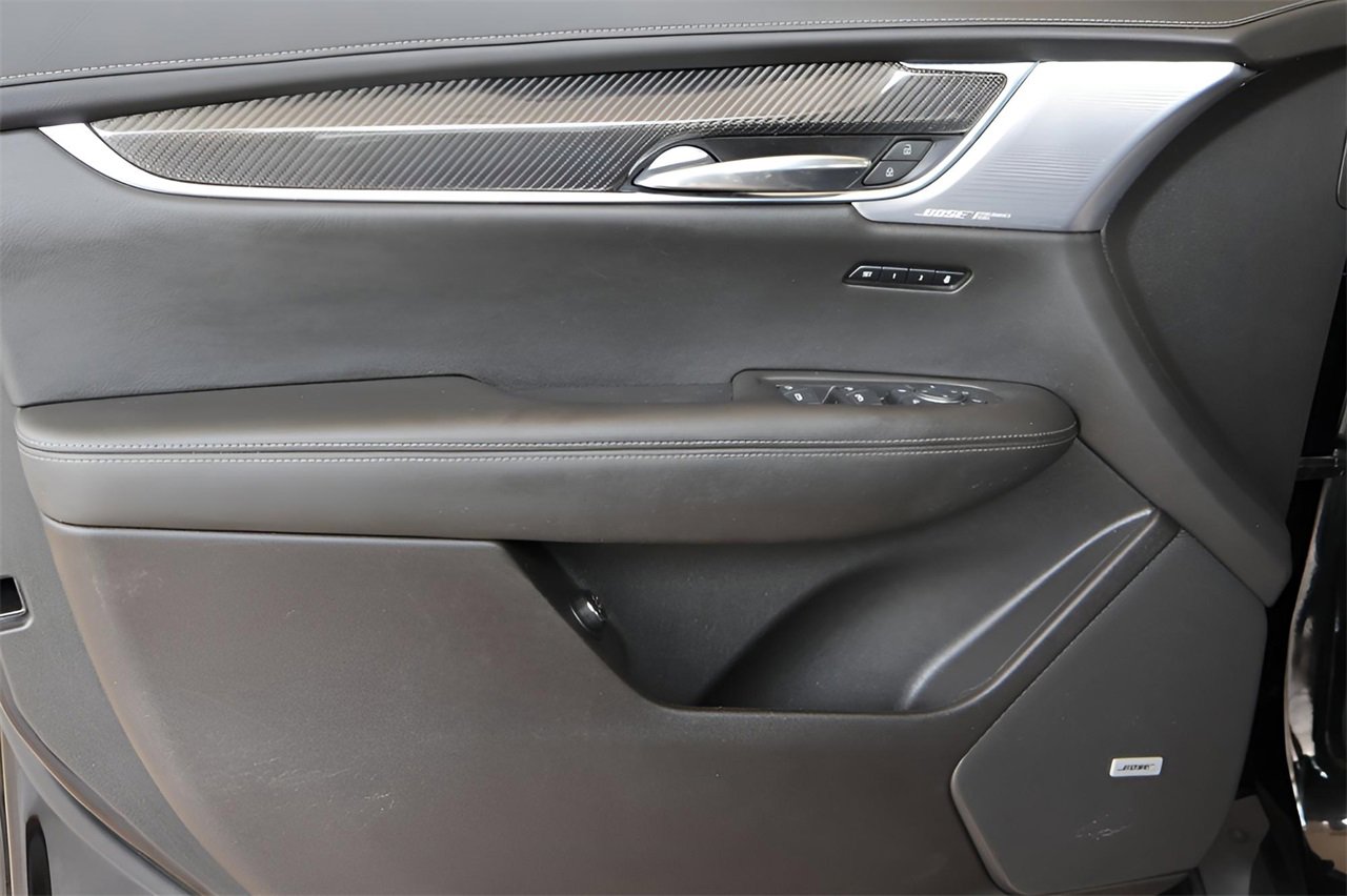 Certified 2023 Cadillac XT6 Sport image 23