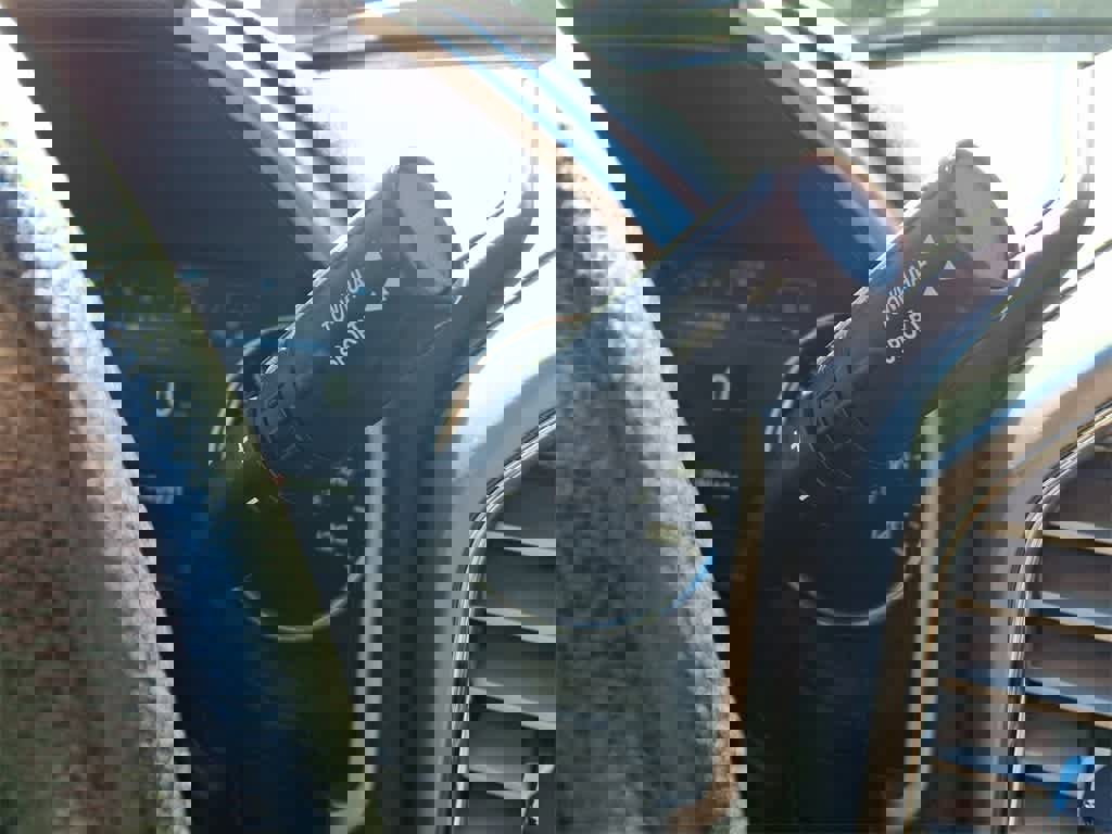 Used 2016 Ford F150 Lariat image 18