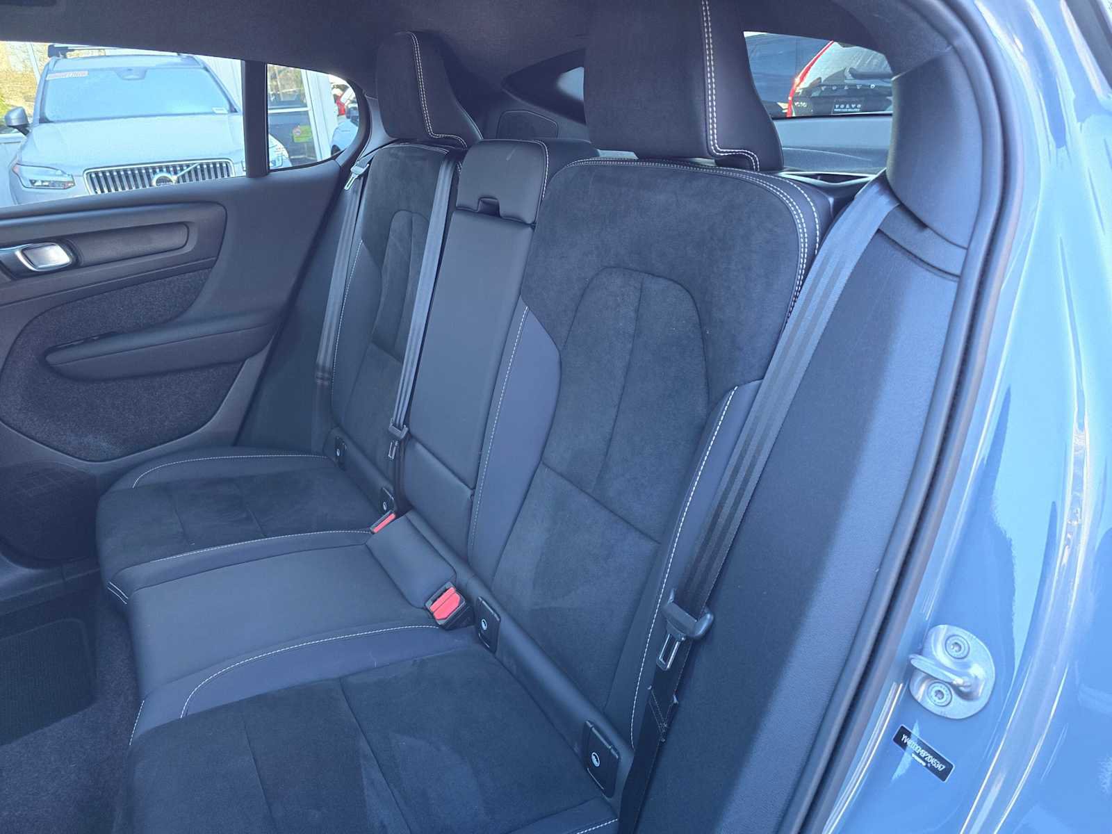 Certified 2023 Volvo C40 P8 Recharge Ultimate image 17