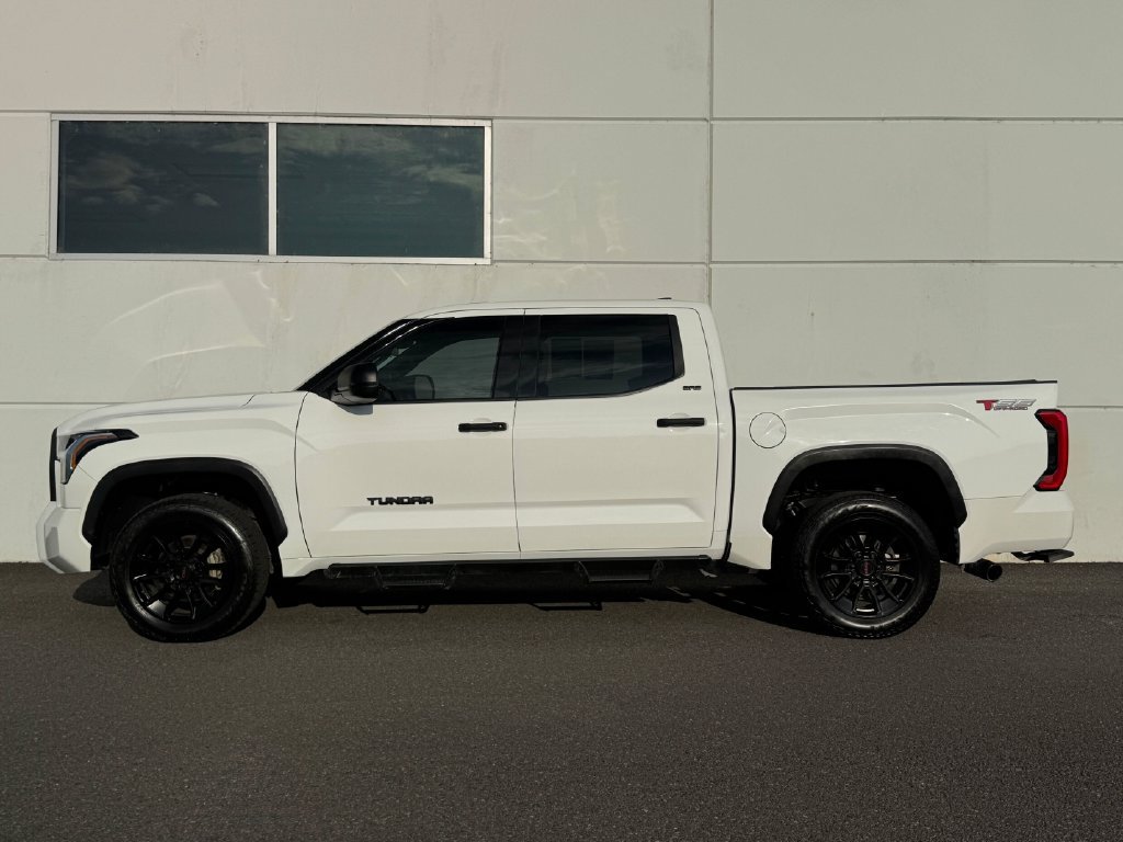 Used 2023 Toyota Tundra SR5 AWD/4WD image 4