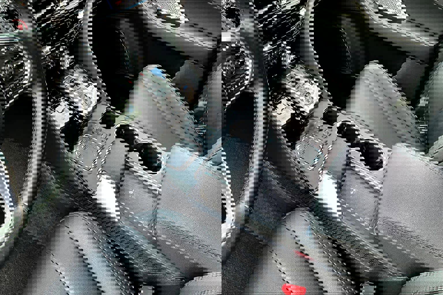 Used 2022 Acura MDX FWD image 14