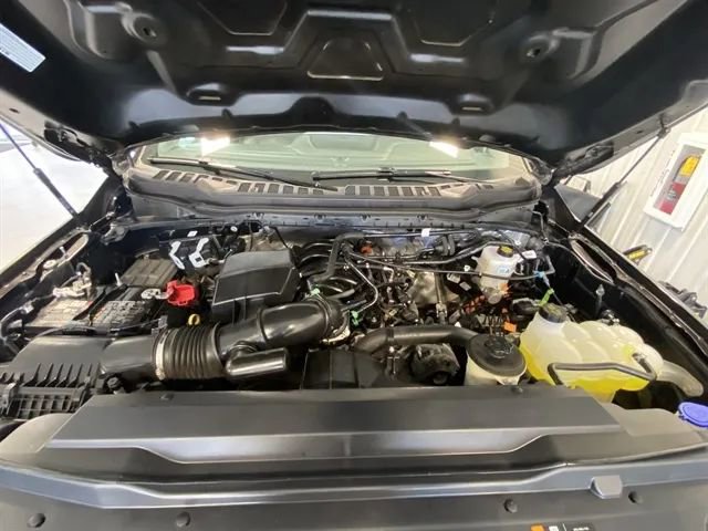 Used 2025 Ford F250 XLT image 40