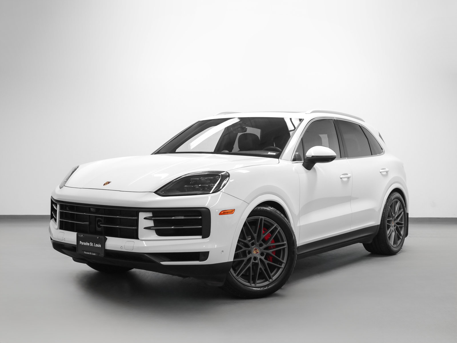 Certified 2025 Porsche Cayenne S AWD/4WD image 1