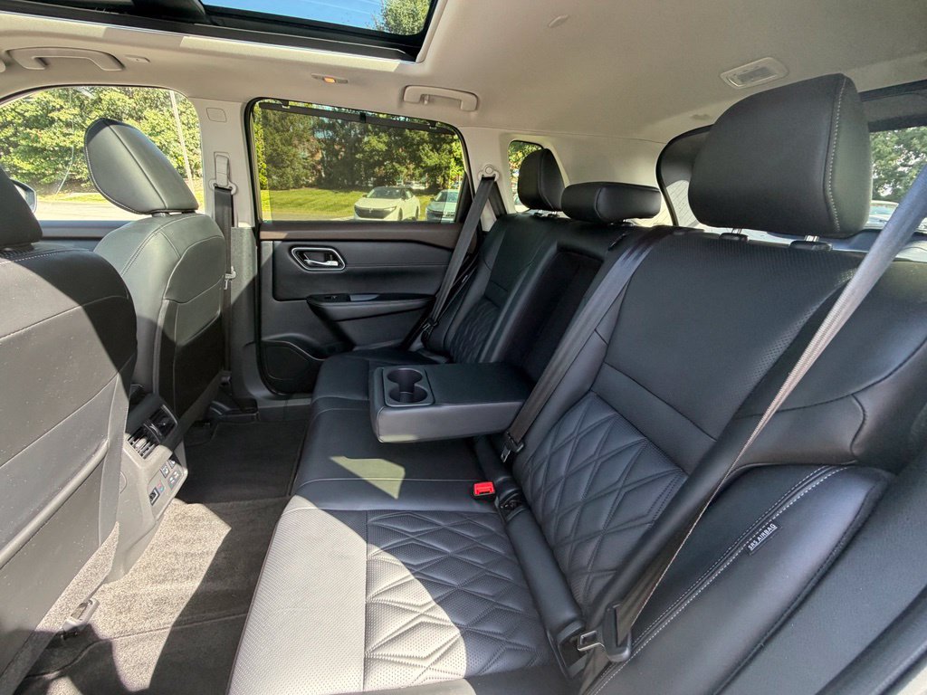 Used 2023 Nissan Rogue Platinum w/ Platinum Premium Package AWD/4WD image 8