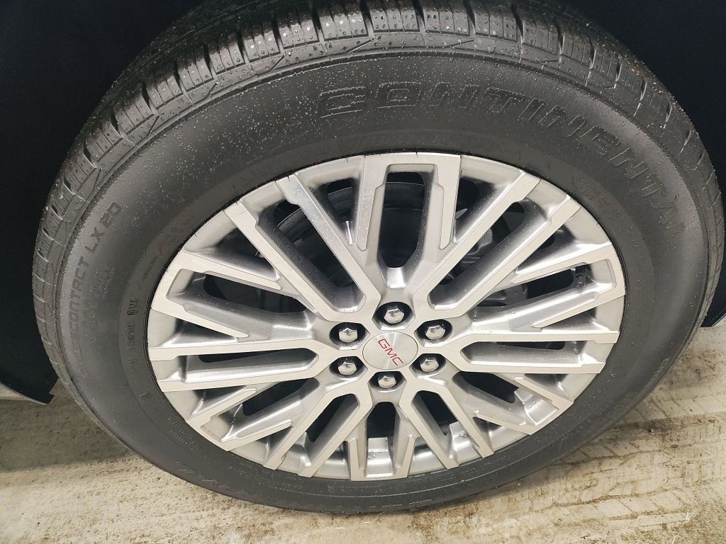 New 2026 GMC Acadia Denali w/ Super Cruise Package image 4