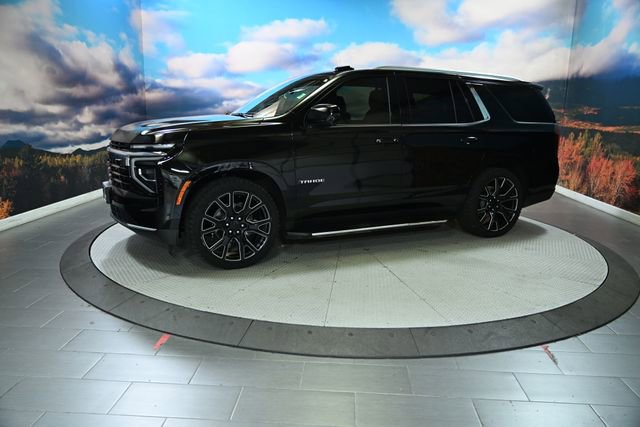 Used 2025 Chevrolet Tahoe LS image 3