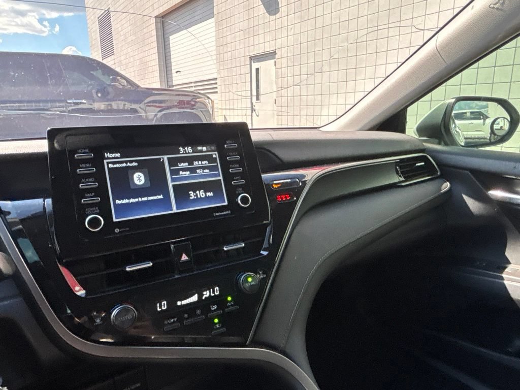 Used 2023 Toyota Camry SE FWD image 15