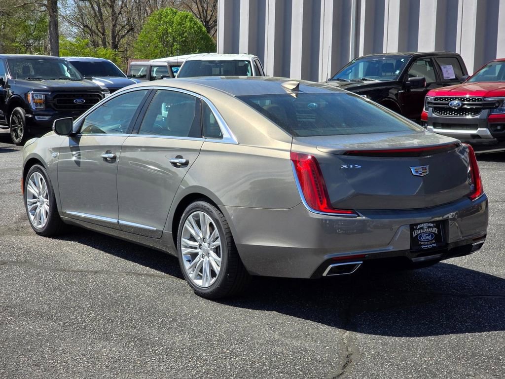 Used 2018 Cadillac XTS Luxury w/ Driver Awareness Package image 2