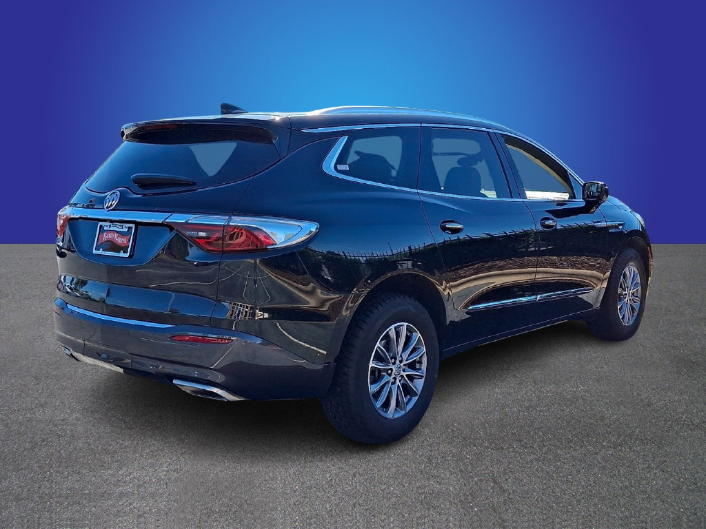 Used 2023 Buick Enclave Essence AWD/4WD image 4