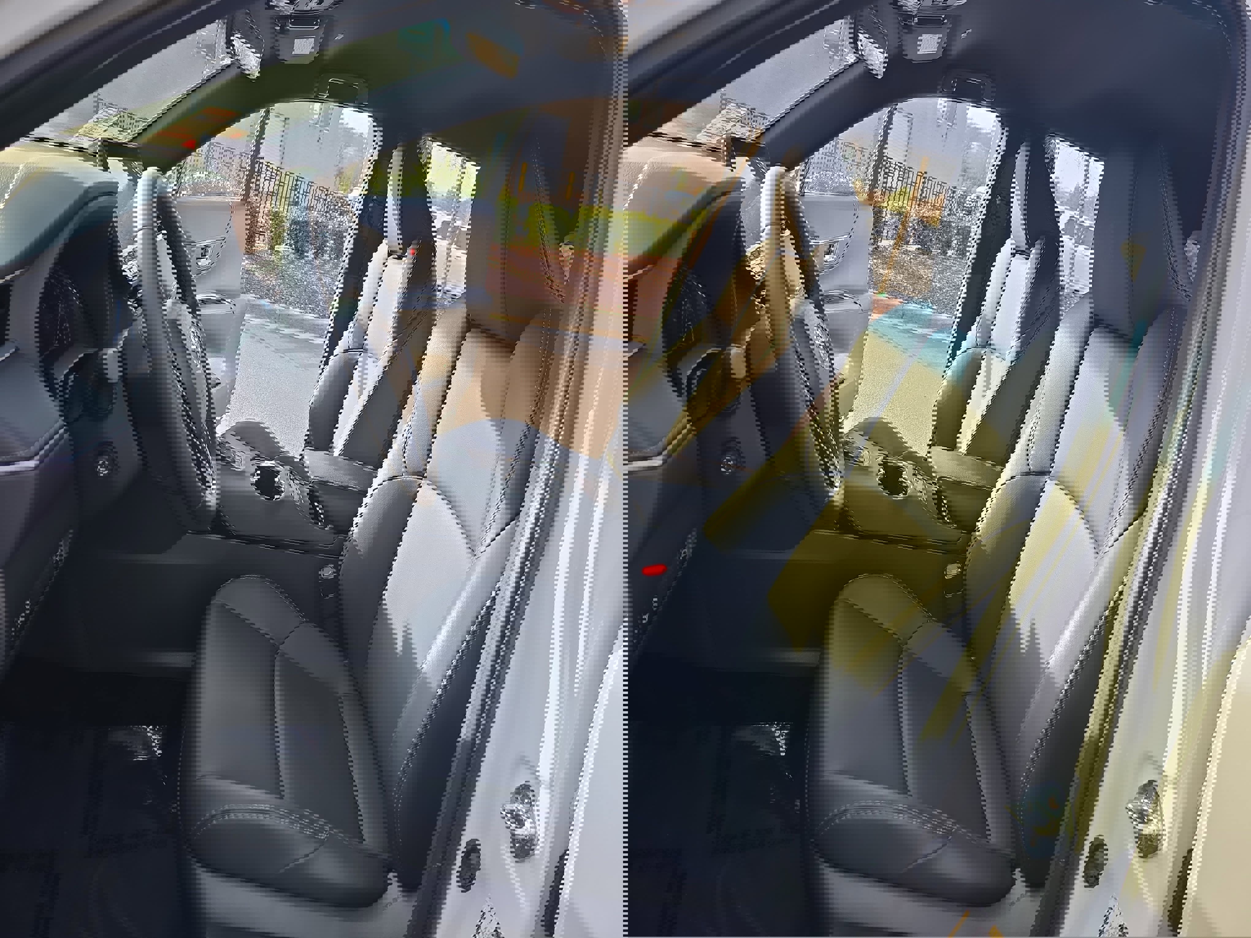 Certified 2024 Toyota Venza XLE image 17