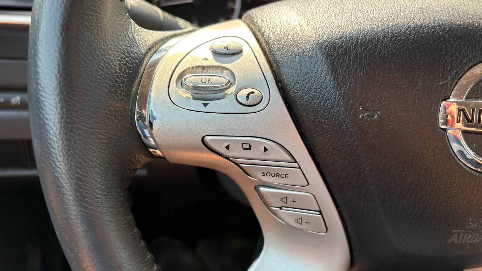 Used 2017 Nissan Murano SV AWD/4WD image 19