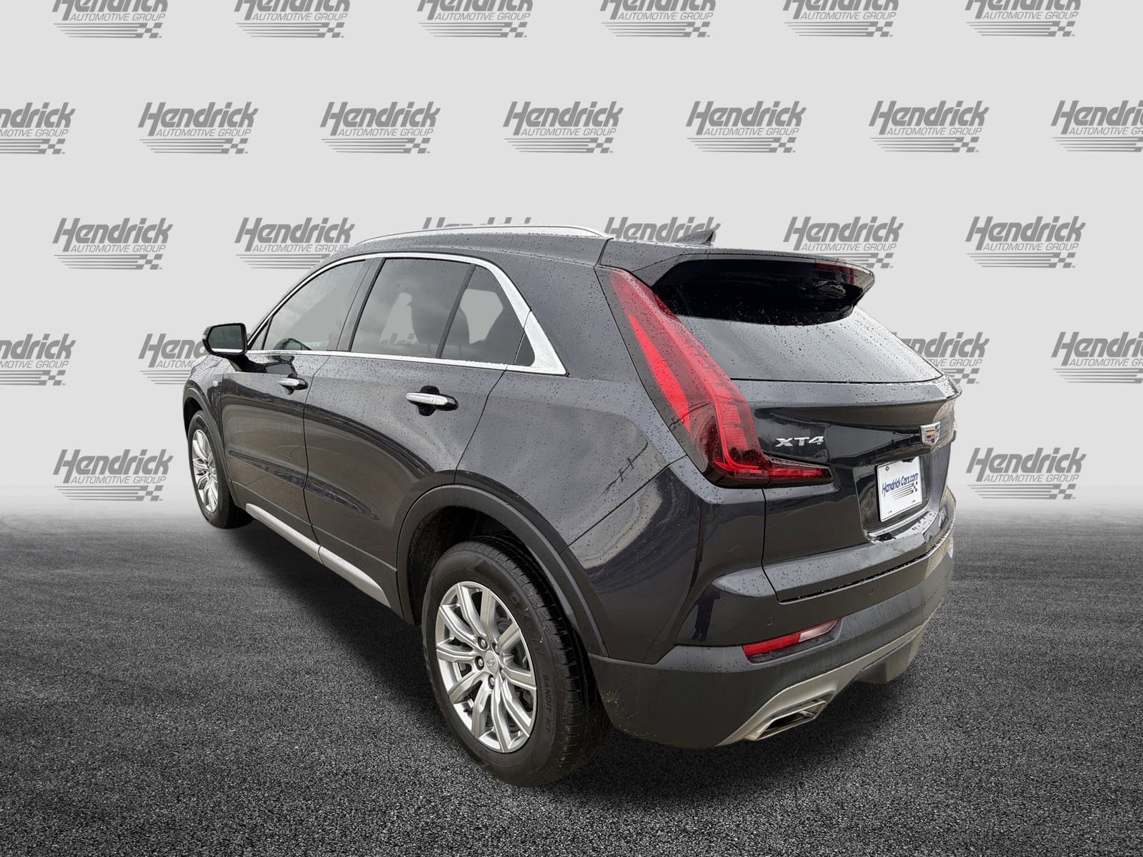 Used 2023 Cadillac XT4 Premium Luxury w/ Cold Weather Package image 8
