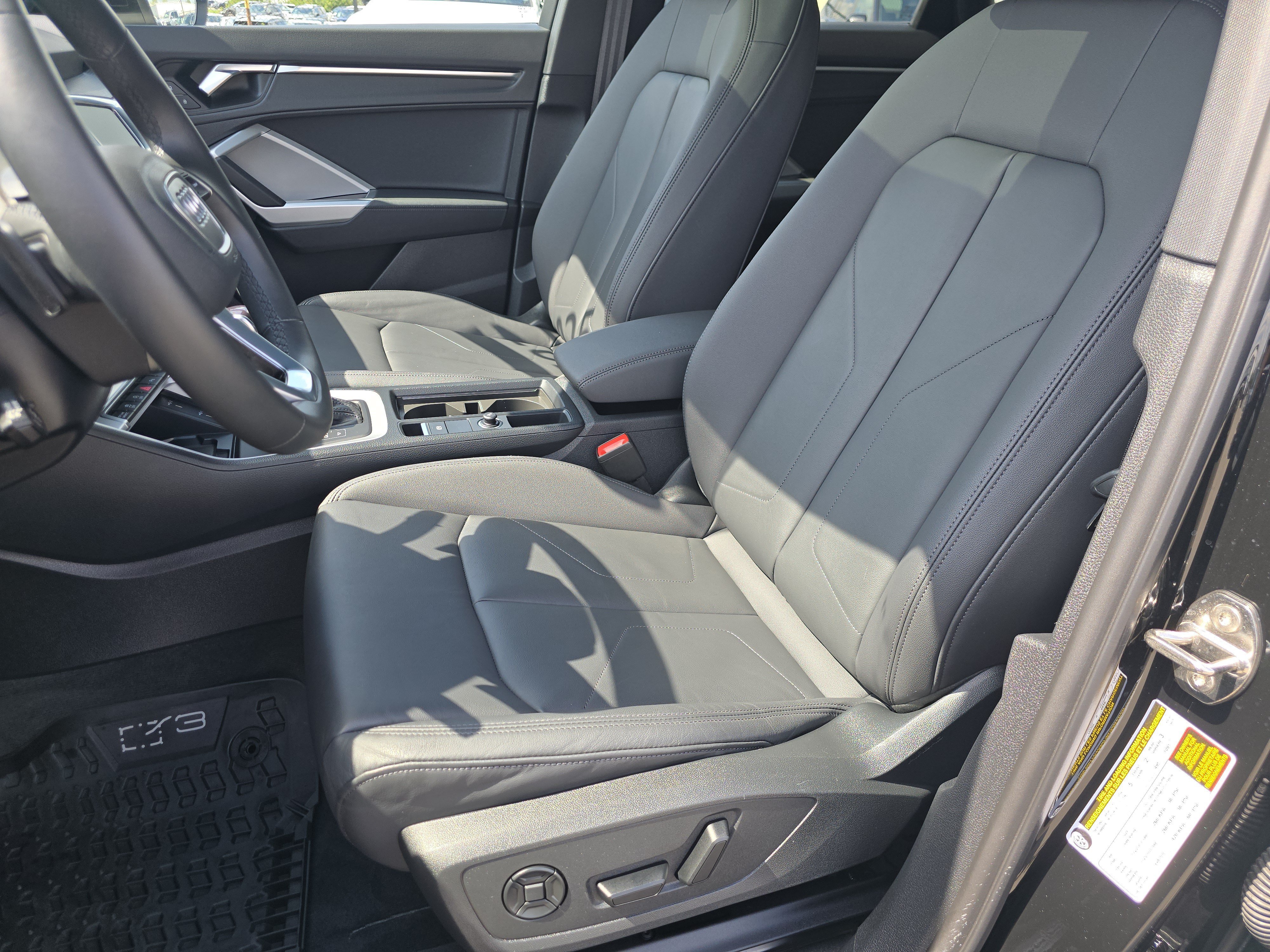 Certified 2025 Audi Q3 2.0T Premium w/ Convenience Package AWD/4WD image 20