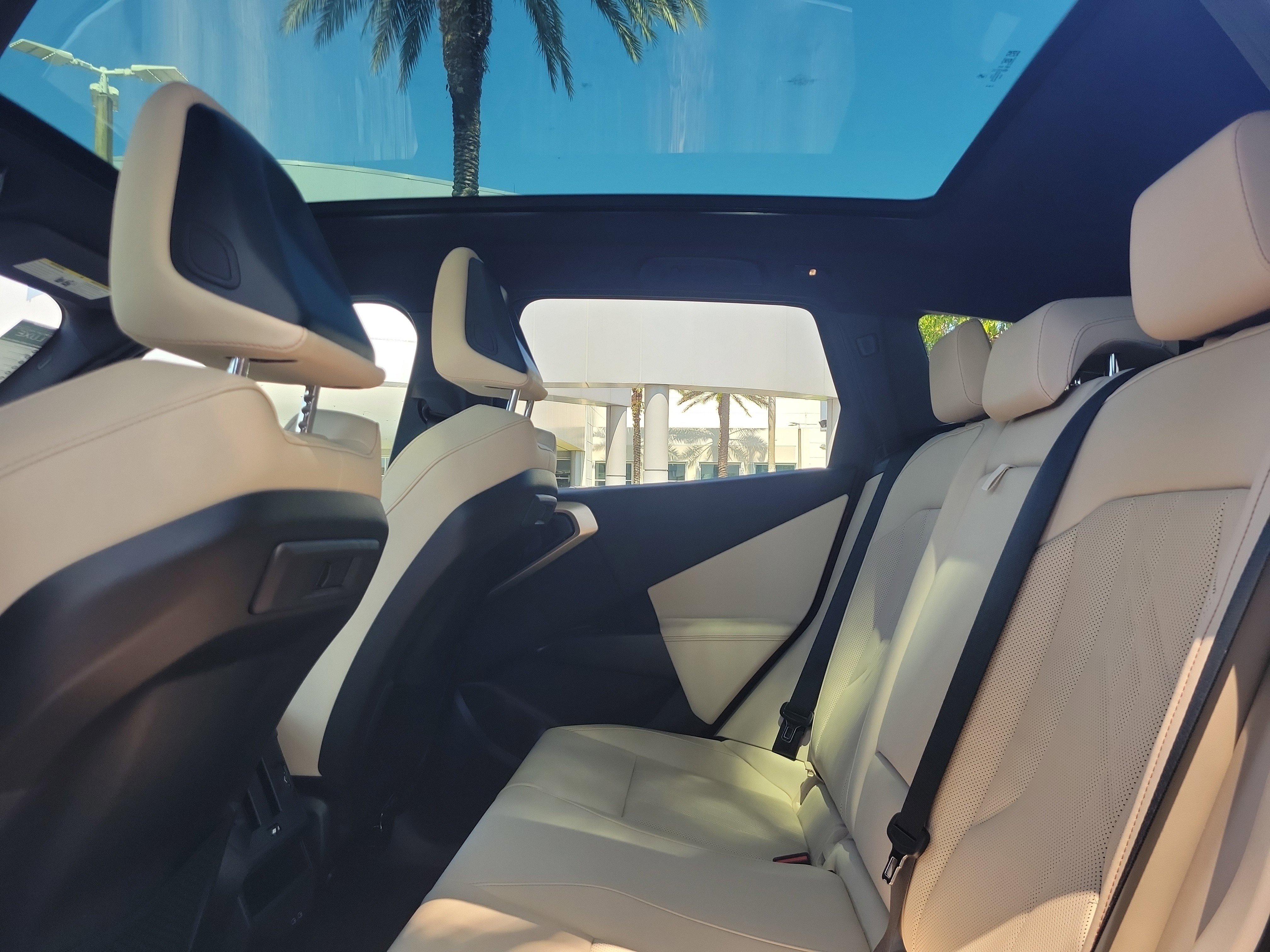 New 2025 BMW X3 xDrive30i w/ Premium Package image 12