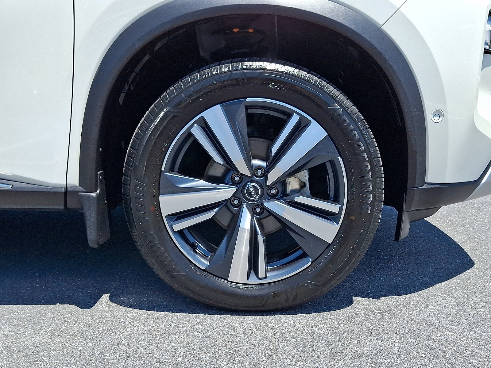 Certified 2023 Nissan Rogue Platinum w/ Platinum Premium Package AWD/4WD image 10