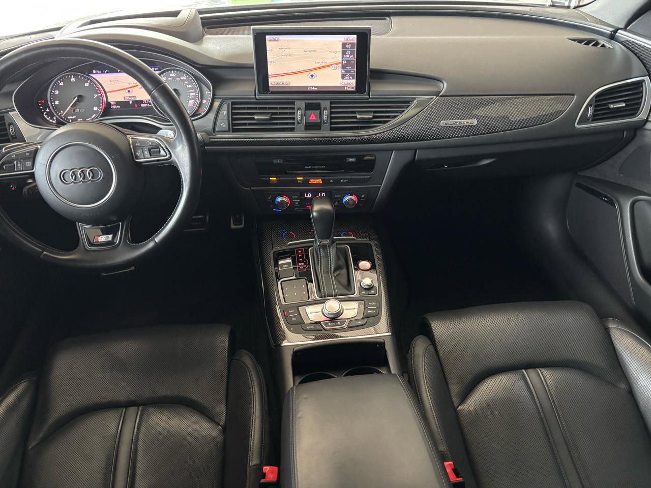 Used 2017 Audi S6 Prestige w/ Prestige Package image 11