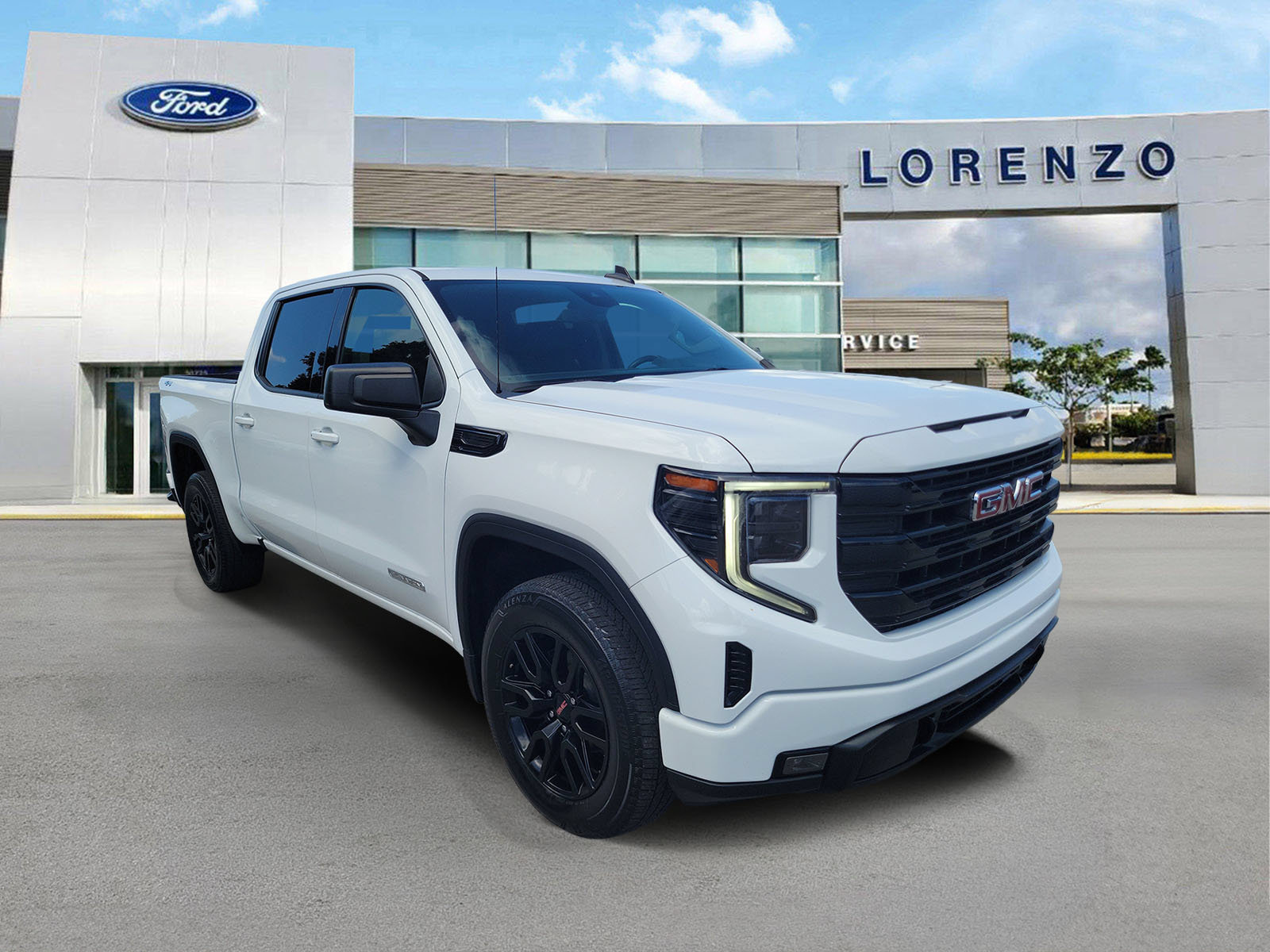 Used 2023 GMC Sierra 1500 Elevation AWD/4WD image 3