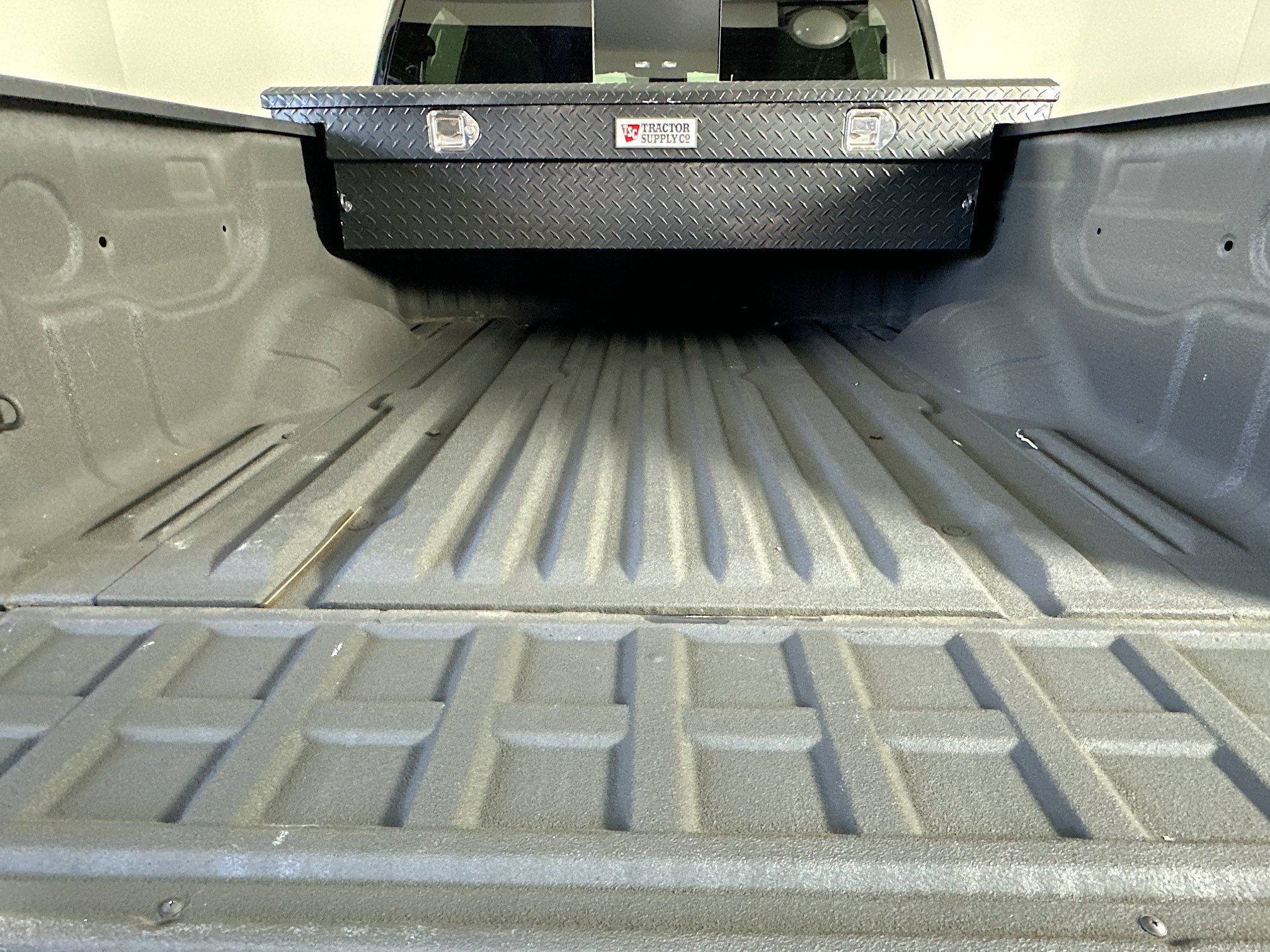 Used 2021 Nissan Titan PRO-4X w/ Off Road Protection Package AWD/4WD image 27
