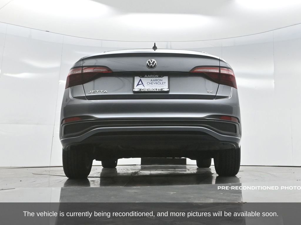 Used 2022 Volkswagen Jetta SE image 62