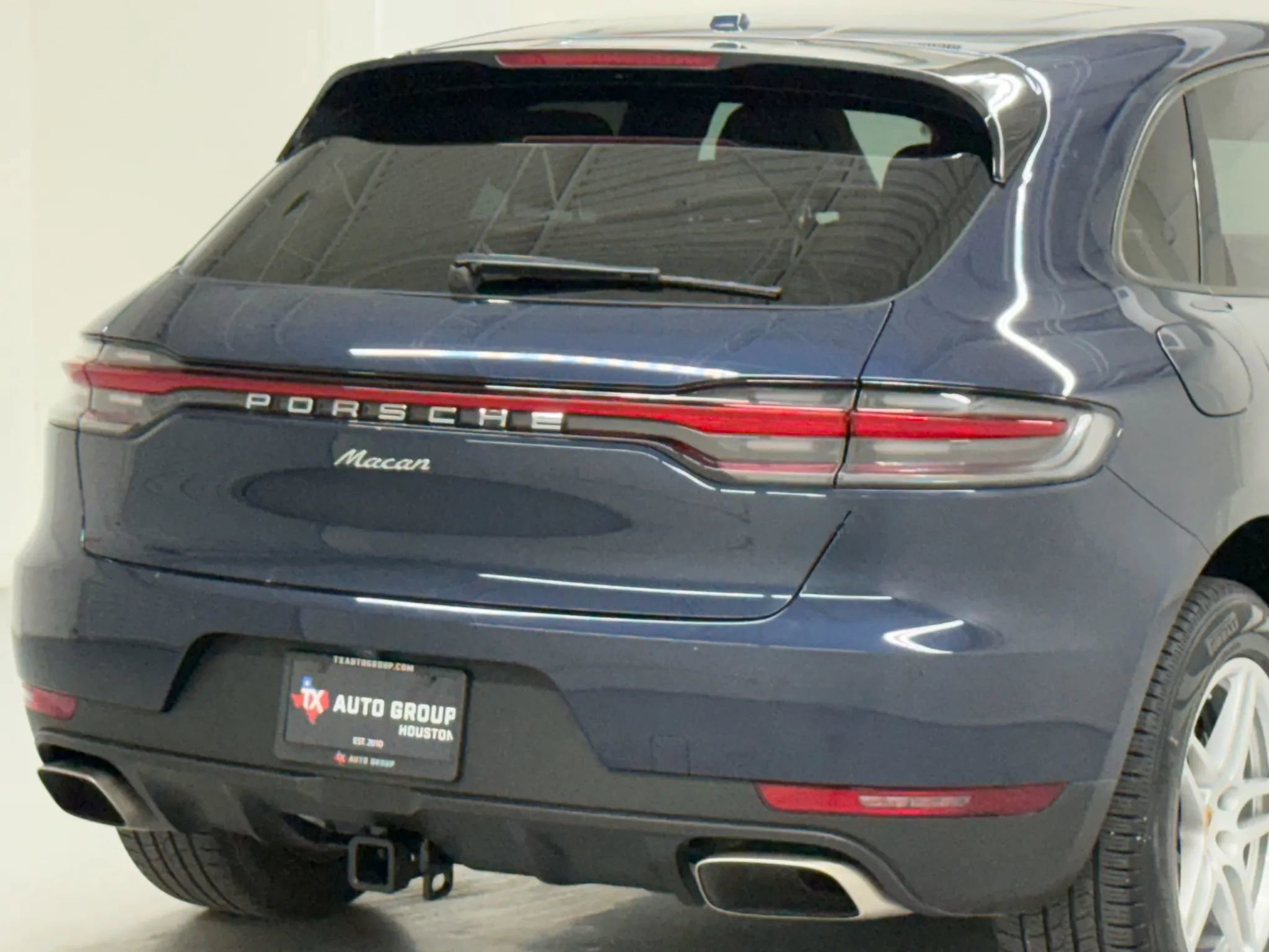Used 2019 Porsche Macan image 12
