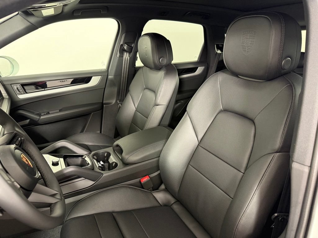 New 2026 Porsche Cayenne AWD/4WD image 5