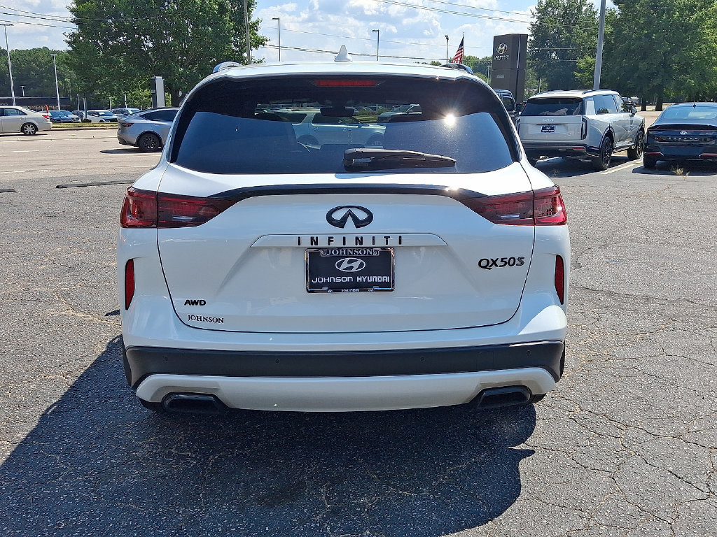 Used 2024 INFINITI QX50 Sport AWD/4WD image 16