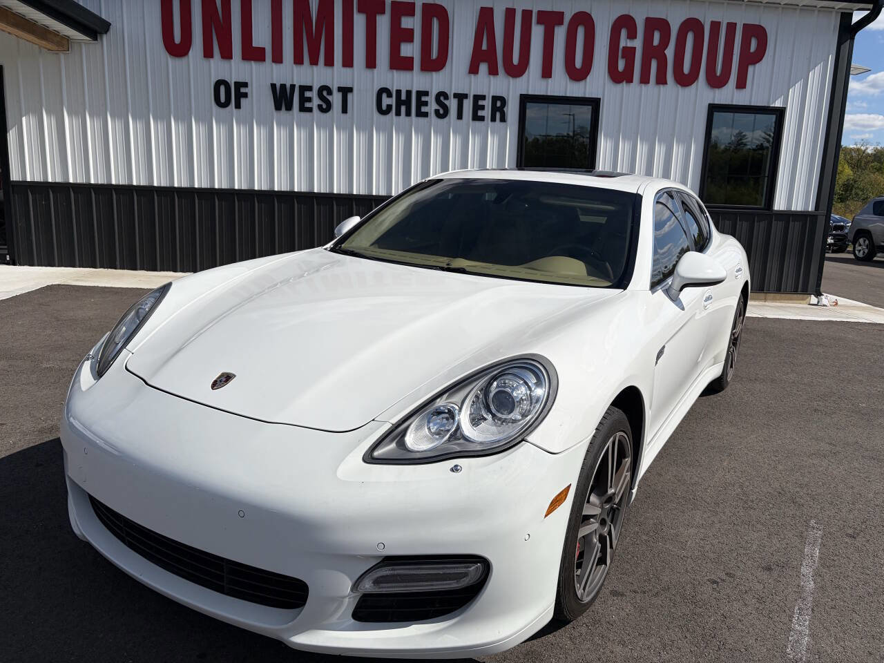 Used 2013 Porsche Panamera w/ Sport Chrono Pkg image 2
