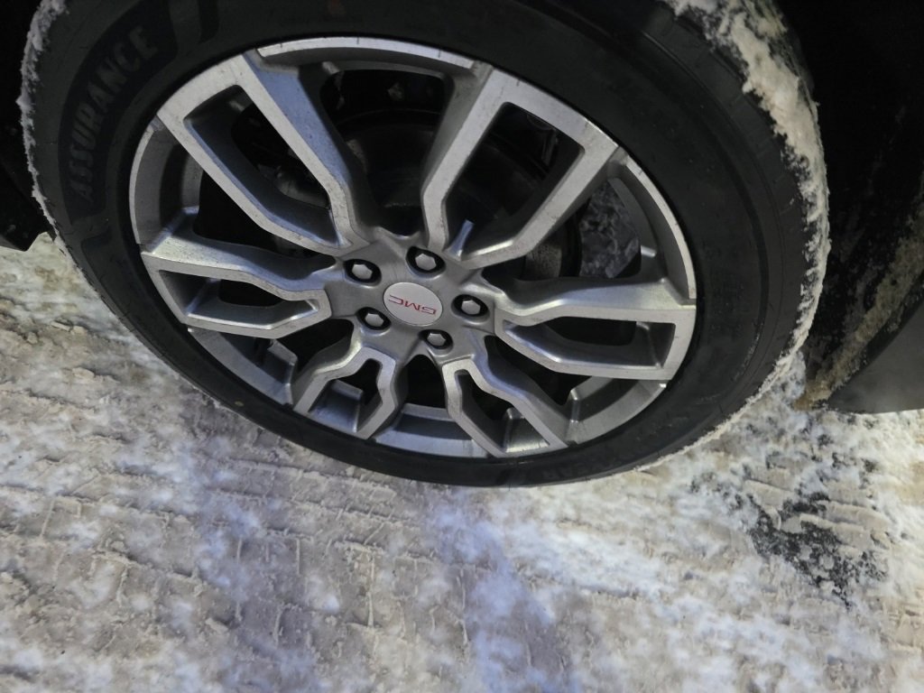 Used 2022 GMC Terrain Denali image 8