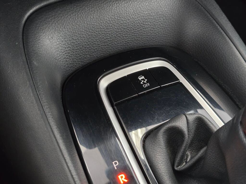 Used 2024 Toyota Corolla LE FWD image 33