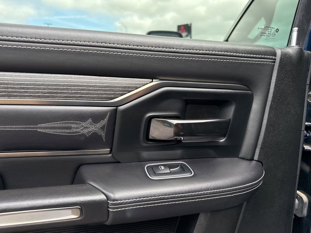 Used 2023 RAM 2500 Limited AWD/4WD image 32