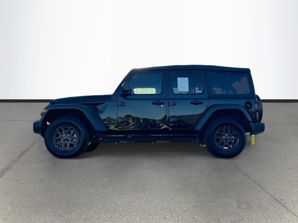 Used 2026 Jeep Wrangler Unlimited Sport AWD/4WD image 4