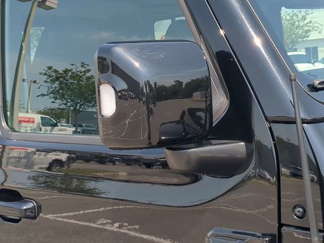 Used 2022 Jeep Gladiator Overland image 12